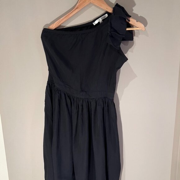 NEW - 212 Collection - One-shoulder Black Silk Mini Dress with a Bow - size 4 - Picture 3 of 6